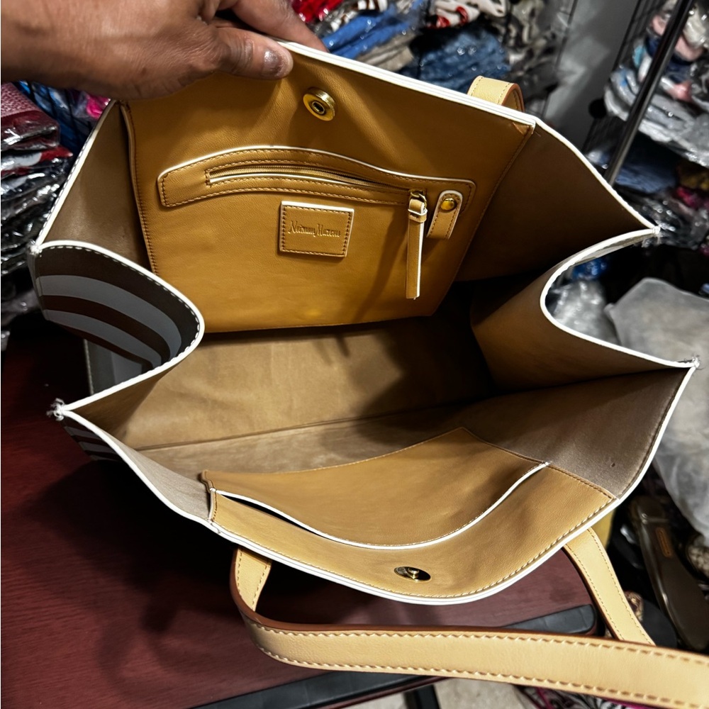 Neiman Marcus Stylish Gold metallic and White Striped Tote Bag - Picture 8 of 11